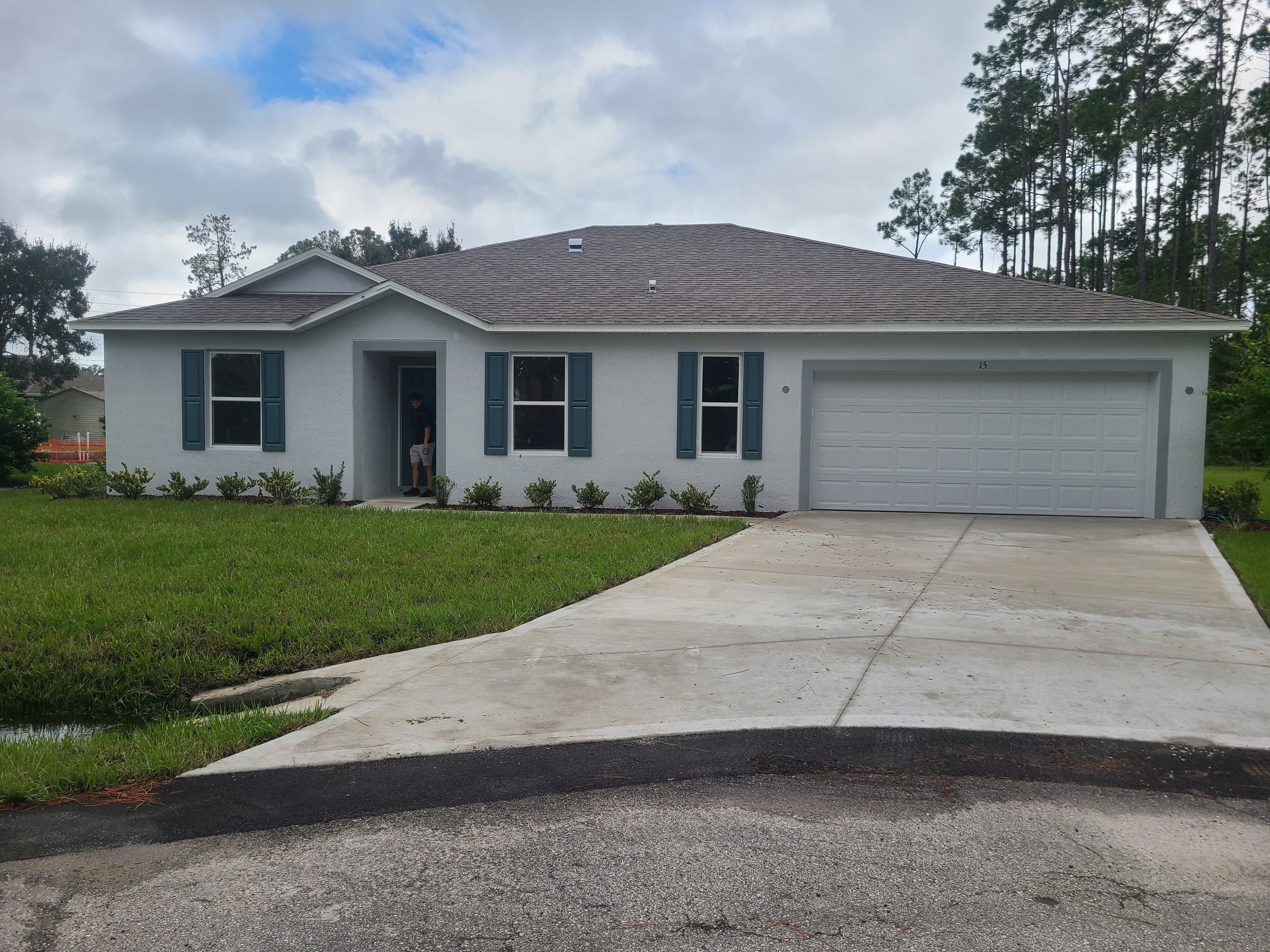 61 Rickenbacker Drive